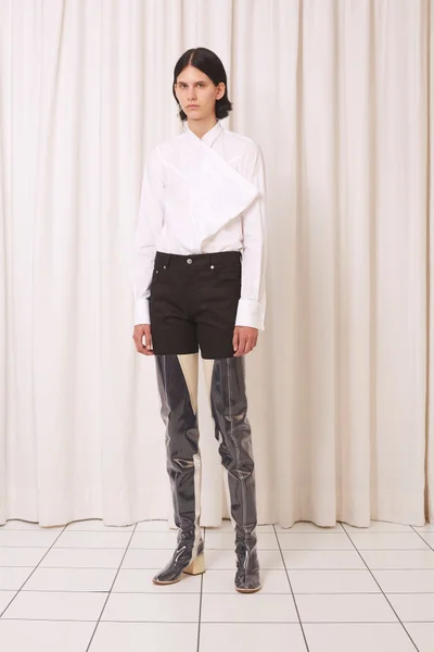 Look 5
